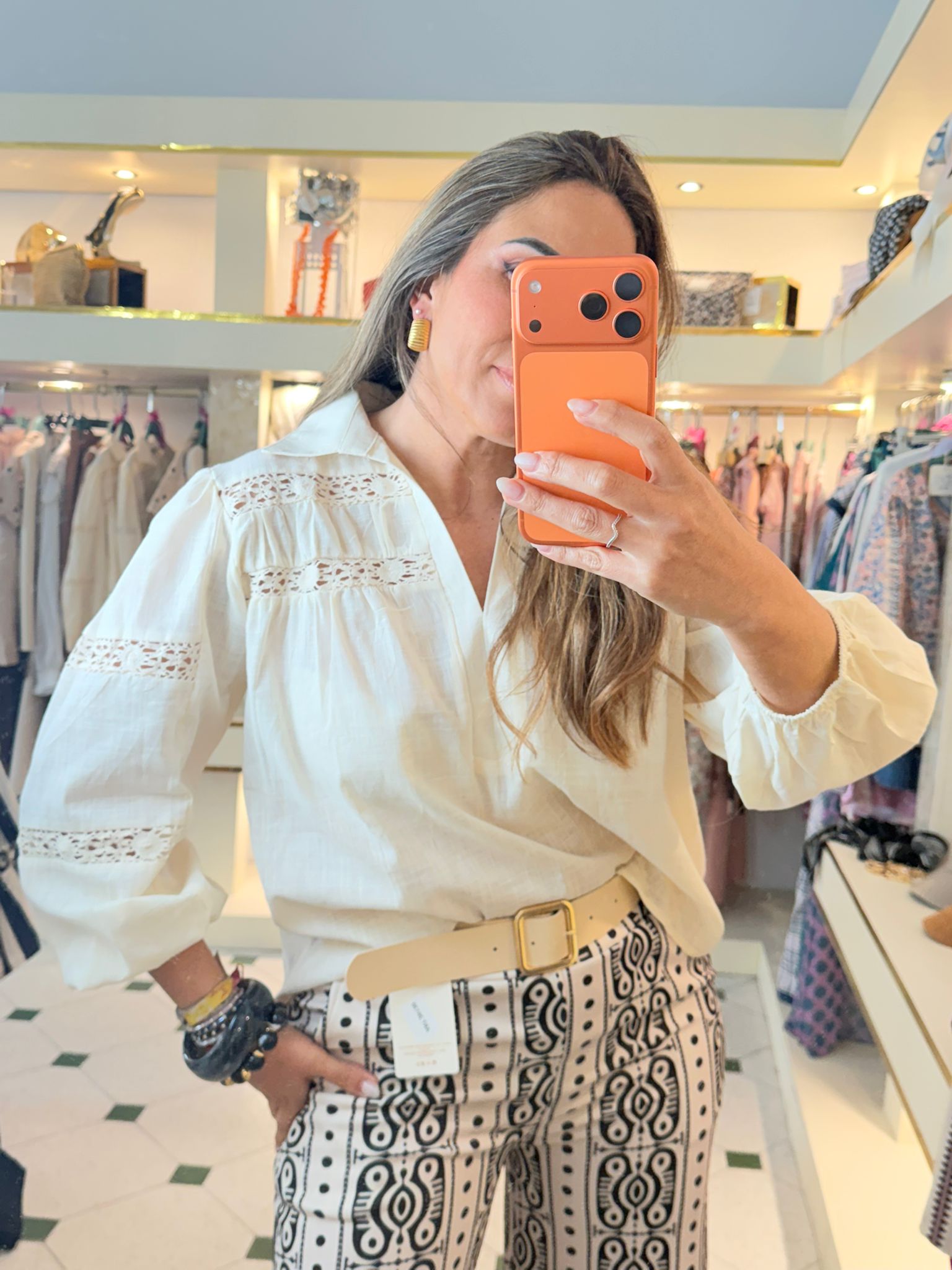 Camisa liana con detalle de bordado